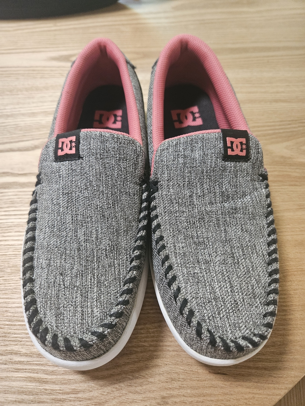 DC Shoes Women’s Grey Slip-On Casual Sneakers with Pink Lining